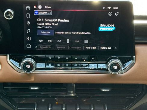 Used 2024 GMC Canyon AT4 w/ Technology Package image 12