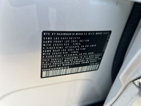 Certified 2022 Volkswagen Tiguan SEL R-Line AWD/4WD image 31