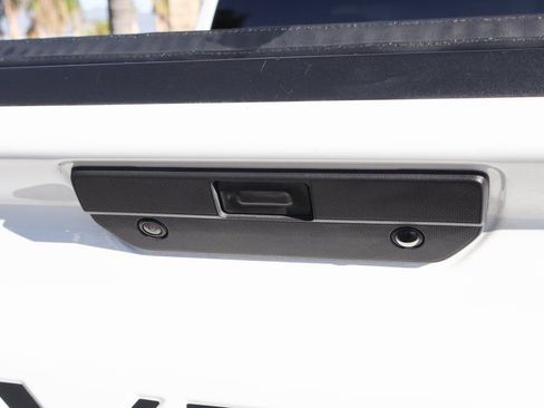 Used 2022 Chevrolet Silverado 1500 RST AWD/4WD image 53