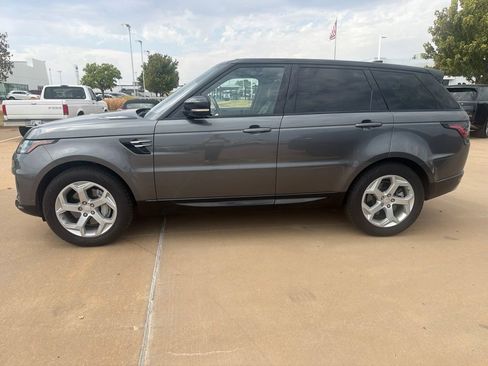 Used 2018 Land Rover Range Rover Sport HSE AWD/4WD image 2