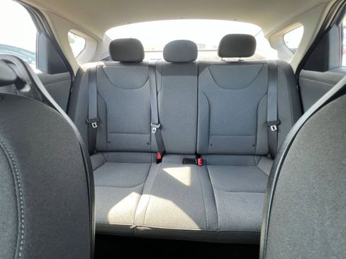 Used 2025 Kia K4 FWD image 43
