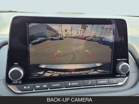 Used 2026 Nissan Rogue SV FWD image 21