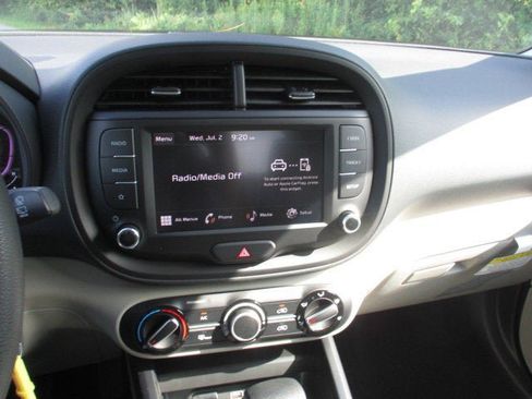 New 2025 Kia Soul LX w/ LX Technology Package image 18