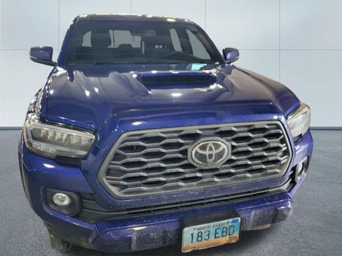 Used 2023 Toyota Tacoma TRD Sport w/ Technology Package image 2