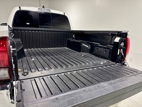 Used 2023 Toyota Tacoma SR5 image 9