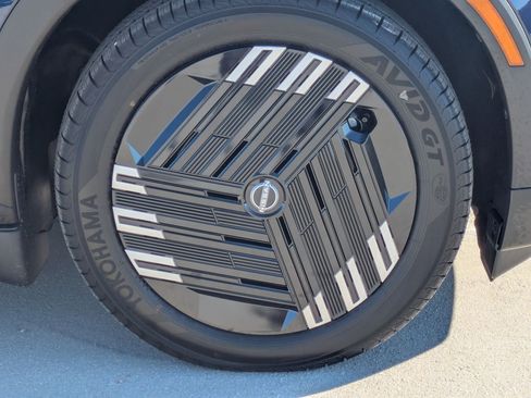 New 2026 Nissan Leaf w/ Floor Mat Package (S+) image 4