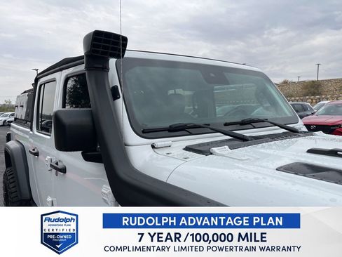 Used 2020 Jeep Gladiator Rubicon image 10