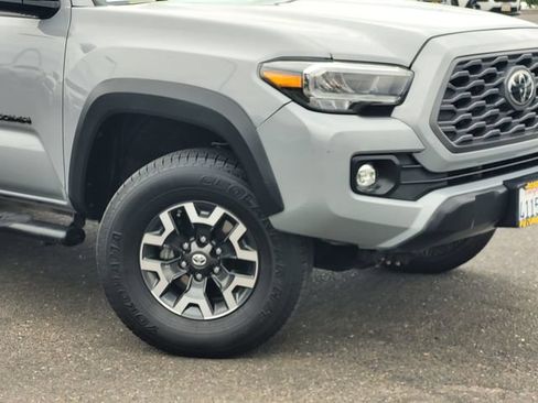 Used 2020 Toyota Tacoma TRD Off-Road w/ TRD Premium Off Road Package RWD image 9