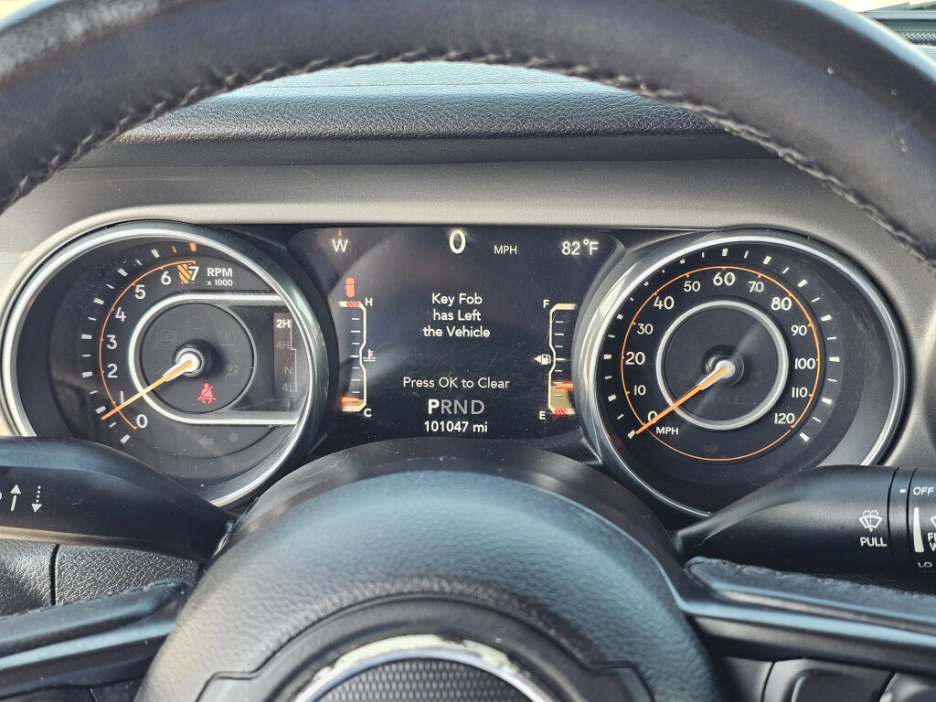 Used 2018 Jeep Wrangler Unlimited Sport S AWD/4WD image 23