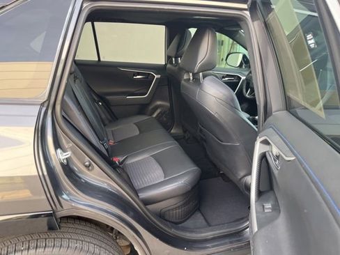 Used 2020 Toyota RAV4 XSE image 30