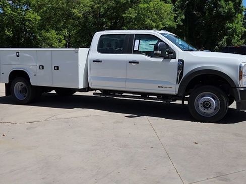 New 2025 Ford F550 4x4 Crew Cab Super Duty image 14