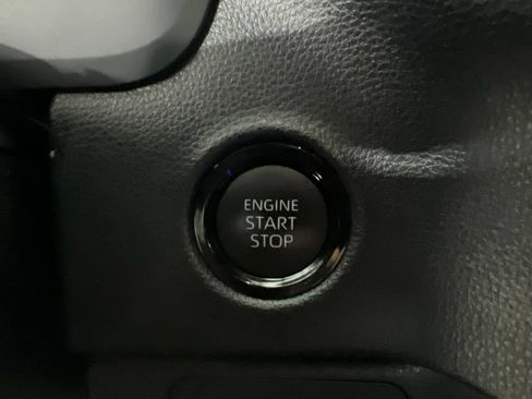 Used 2025 Toyota Tundra SR5 w/ SR5 Convenience Package AWD/4WD image 14