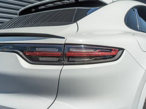 Certified 2020 Porsche Cayenne Turbo image 14