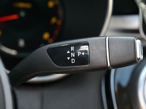 Used 2020 Mercedes-Benz C 300 Sedan image 31