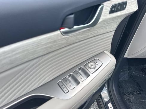 Used 2024 Hyundai Palisade Calligraphy FWD image 18