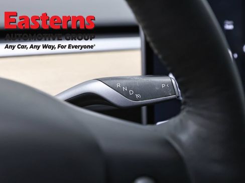 Used 2021 Tesla Model Y Long Range AWD/4WD image 13