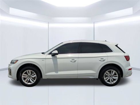 Used 2022 Audi Q5 2.0T Premium AWD/4WD image 2