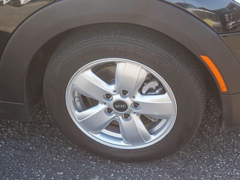 Used 2019 MINI Cooper 2-Door Hardtop w/ Signature Upholstery Package FWD image 12