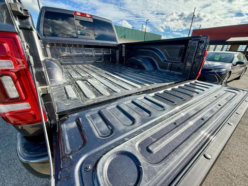 Used 2024 RAM 2500 Laramie w/ Safety Group AWD/4WD image 15
