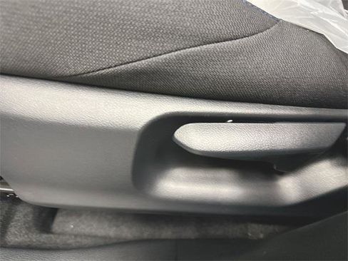 Certified 2024 Toyota Corolla Cross SE w/ Moonroof Package image 13