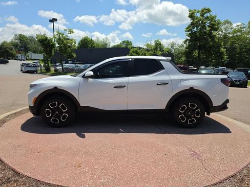 Used 2022 Hyundai Santa Cruz SEL AWD/4WD image 2