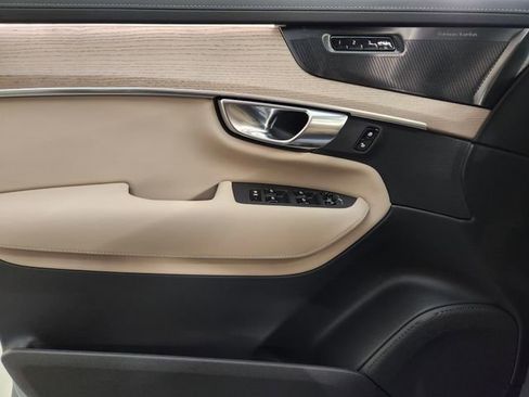 New 2026 Volvo XC90 B6 Plus w/ Protection Package Premier AWD/4WD image 24