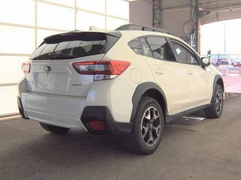 Used 2020 Subaru Crosstrek 2.0i Premium w/ Moonroof Package 2 AWD/4WD image 5