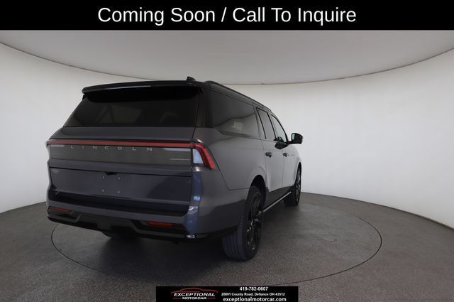 Used 2026 Lincoln Navigator L Black Label AWD/4WD image 17