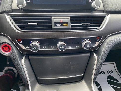 Used 2018 Honda Accord EX-L image 25