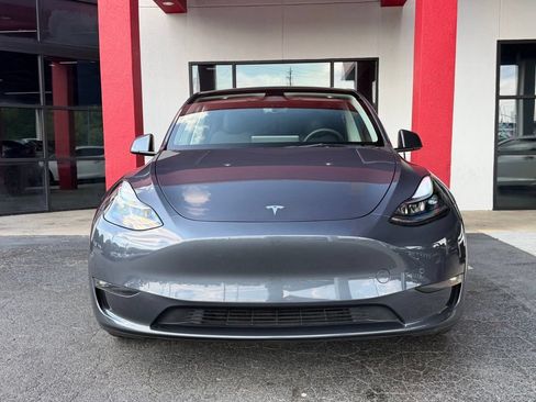 Used 2023 Tesla Model Y Long Range AWD/4WD image 5