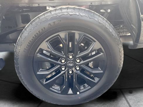 Used 2025 Ford F150 Lariat w/ Equipment Group 501A Mid AWD/4WD image 31