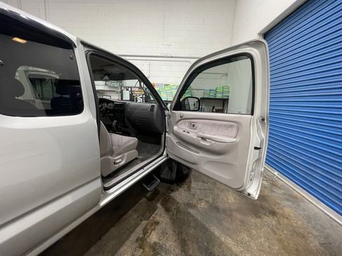 Used 2003 Toyota Tacoma 4x4 Xtracab V6 image 18