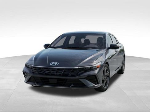 New 2026 Hyundai Elantra Sport image 6