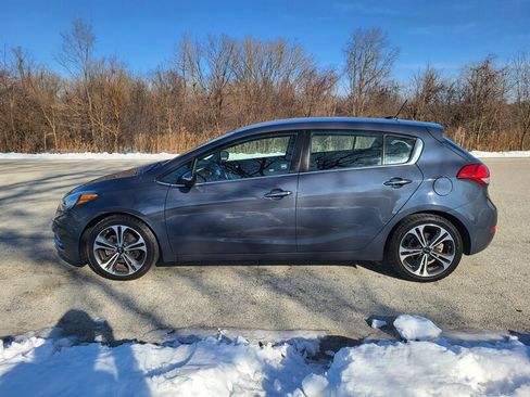 Used 2016 Kia Forte EX image 3