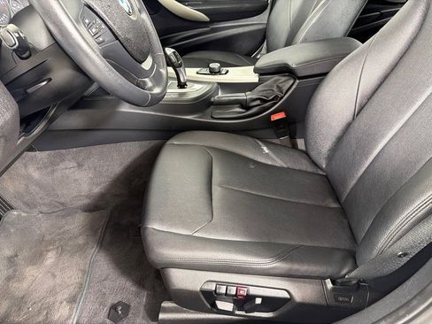 Used 2015 BMW 320i xDrive Sedan AWD/4WD image 12