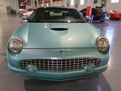 Used 2002 Ford Thunderbird RWD image 10
