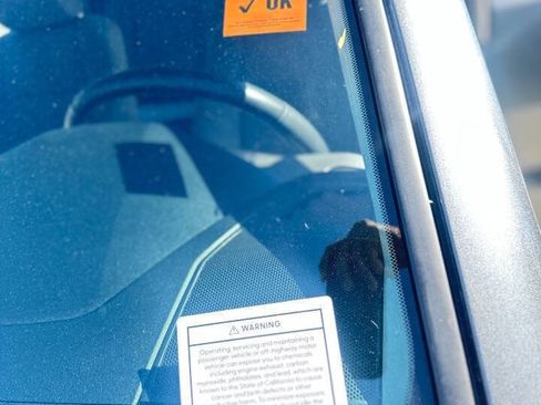 Used 2021 Toyota Tacoma SR5 w/ Blackout Package (TMS) image 8