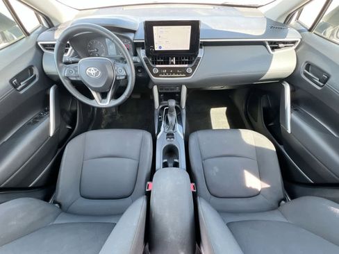 Used 2024 Toyota Corolla Cross LE FWD image 15