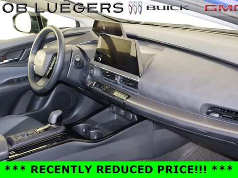 Used 2026 Toyota Prius XLE image 20