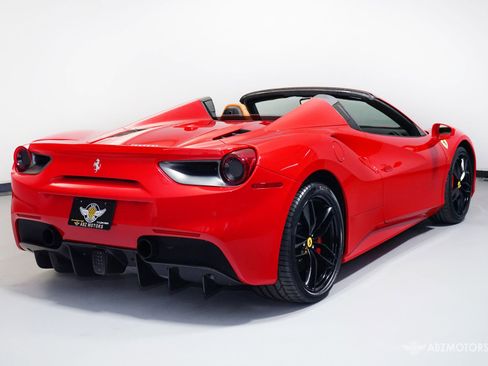 Used 2018 Ferrari 488 Spider RWD image 6
