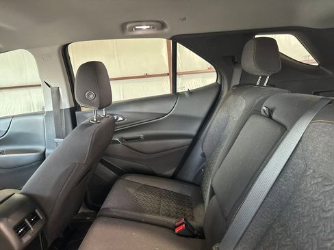 Used 2023 Chevrolet Equinox LT image 14