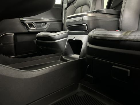 Used 2023 Rivian R1S Adventure AWD/4WD image 33