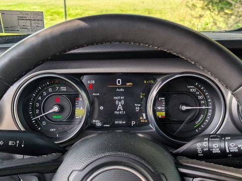 Used 2023 Jeep Wrangler Unlimited w/ Safety Group AWD/4WD image 23