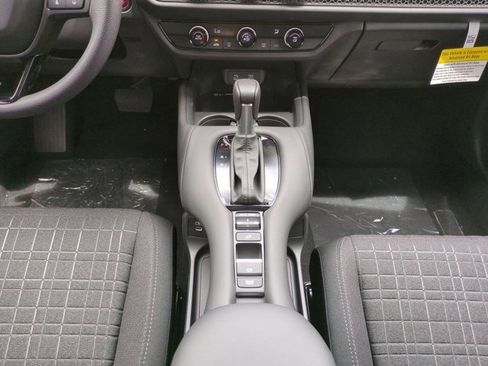 New 2026 Honda HR-V LX image 17