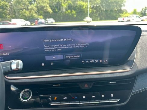 Used 2024 Buick Envision Sport Touring image 34