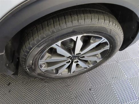 Used 2017 Kia Sportage EX AWD/4WD image 9