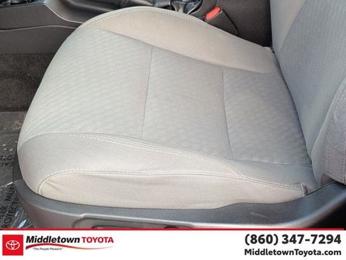 Certified 2022 Toyota Tacoma SR5 AWD/4WD image 15