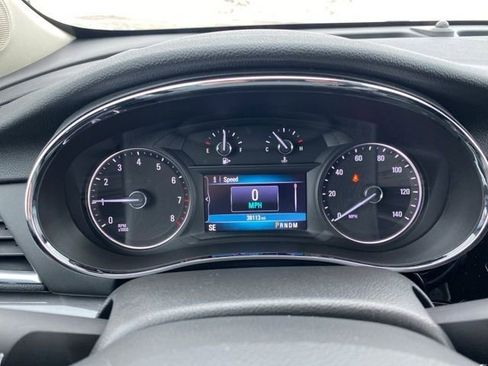 Used 2022 Buick Encore Preferred w/ Safety Package image 18