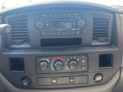 Used 2009 Dodge Ram 2500 Truck SXT AWD/4WD image 24