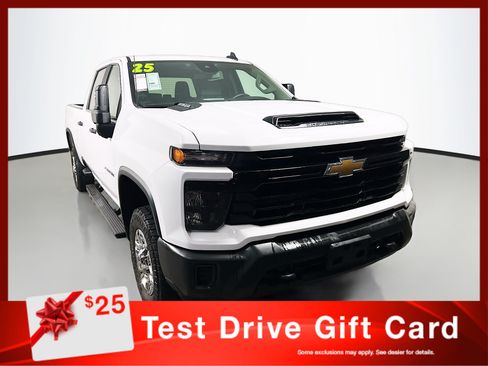 Used 2025 Chevrolet Silverado 2500 W/T w/ WT Convenience Package AWD/4WD image 1